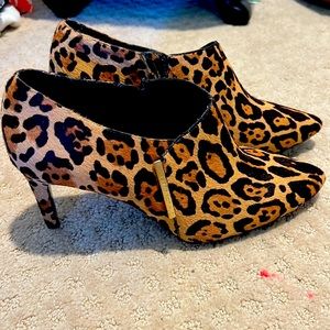 Calvin Klein Jeanna cheetah booties NEW